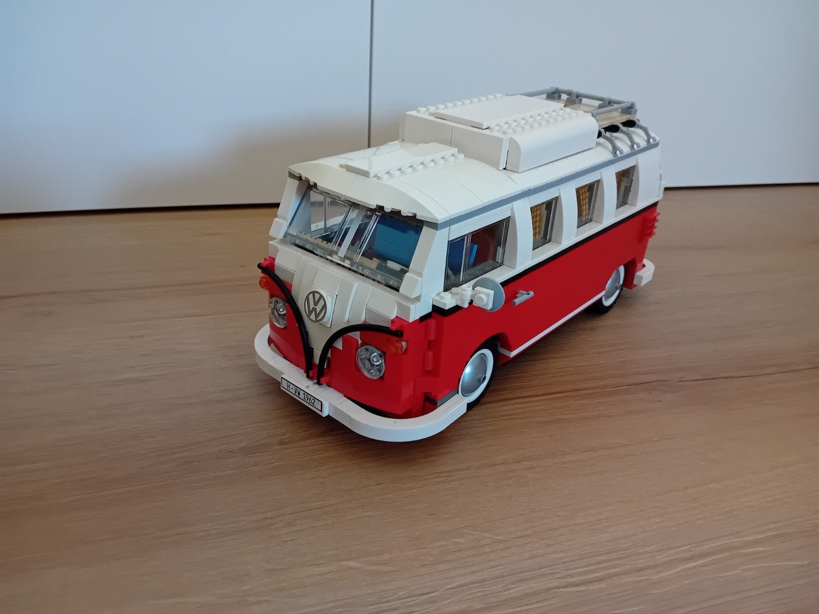 Lego Creator Expert 10220 Volkswagen T1 Camper, Ophalen of Verzenden, Zo goed als nieuw