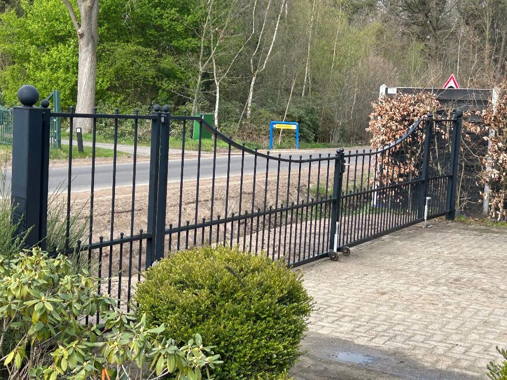 poort, sierhekwerk, Ophalen, Gebruikt, Staal, 100 tot 150 cm