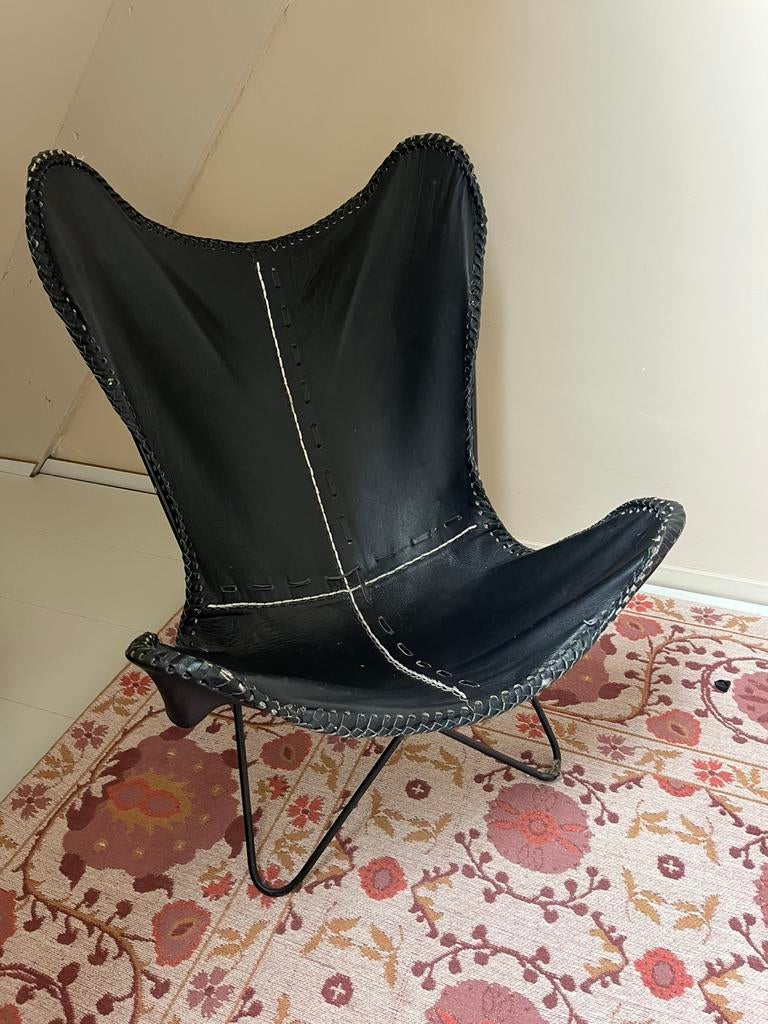 Vlinderstoel leer, Huis en Inrichting, Fauteuils, Ophalen of Verzenden, Zo goed als nieuw, 75 tot 100 cm, Leer