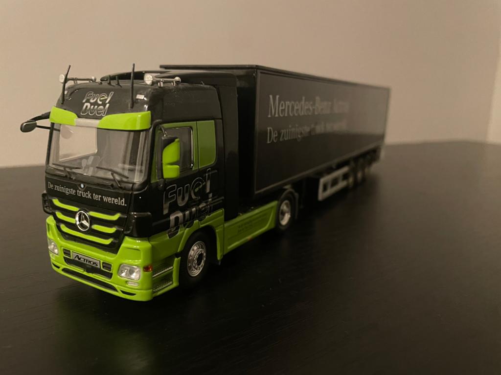 Schaalmodel Mercedes actros, Groter dan 1:32, Nieuw, Truck, Ophalen