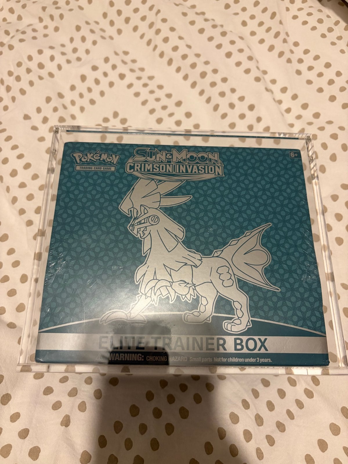 Pokemon Sun & Moon Crimson Invasion Elite Trainer Box ETB, Ophalen of Verzenden, Nieuw, Overige typen