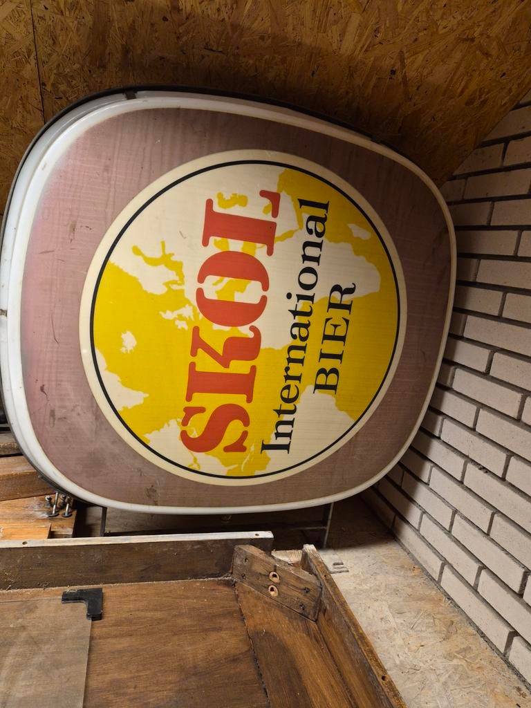 Skol International Bier reclamebord /lichtbak, Ophalen, Reclamebord, Plaat of Schild, Overige merken