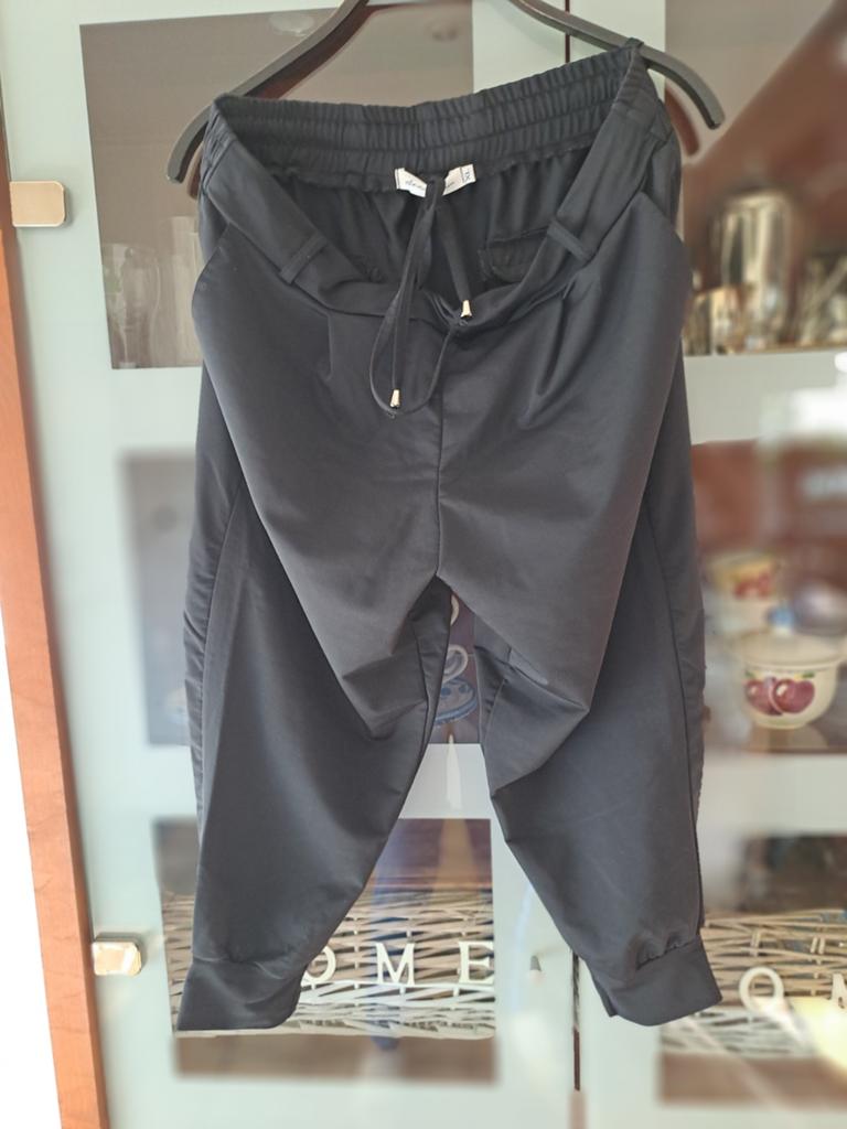 Capri broek 'zgan.merk Karl Kani'', Kleding | Dames, Zwart, Maat 46/48 (XL) of groter, Ophalen of Verzenden, Zo goed als nieuw