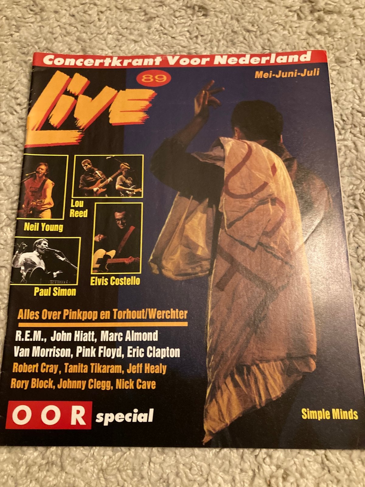 Live krant 1989 REM Neil Young PINK FLOYD Nick Cave LOU REED, Boeken, Ophalen of Verzenden, Zo goed als nieuw, Muziek, Film of Tv