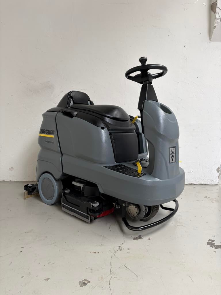 Opzit schrobmachine | Karcher B90R | Nieuw accupakket, Ophalen of Verzenden, Gebruikt, Schrobmachine