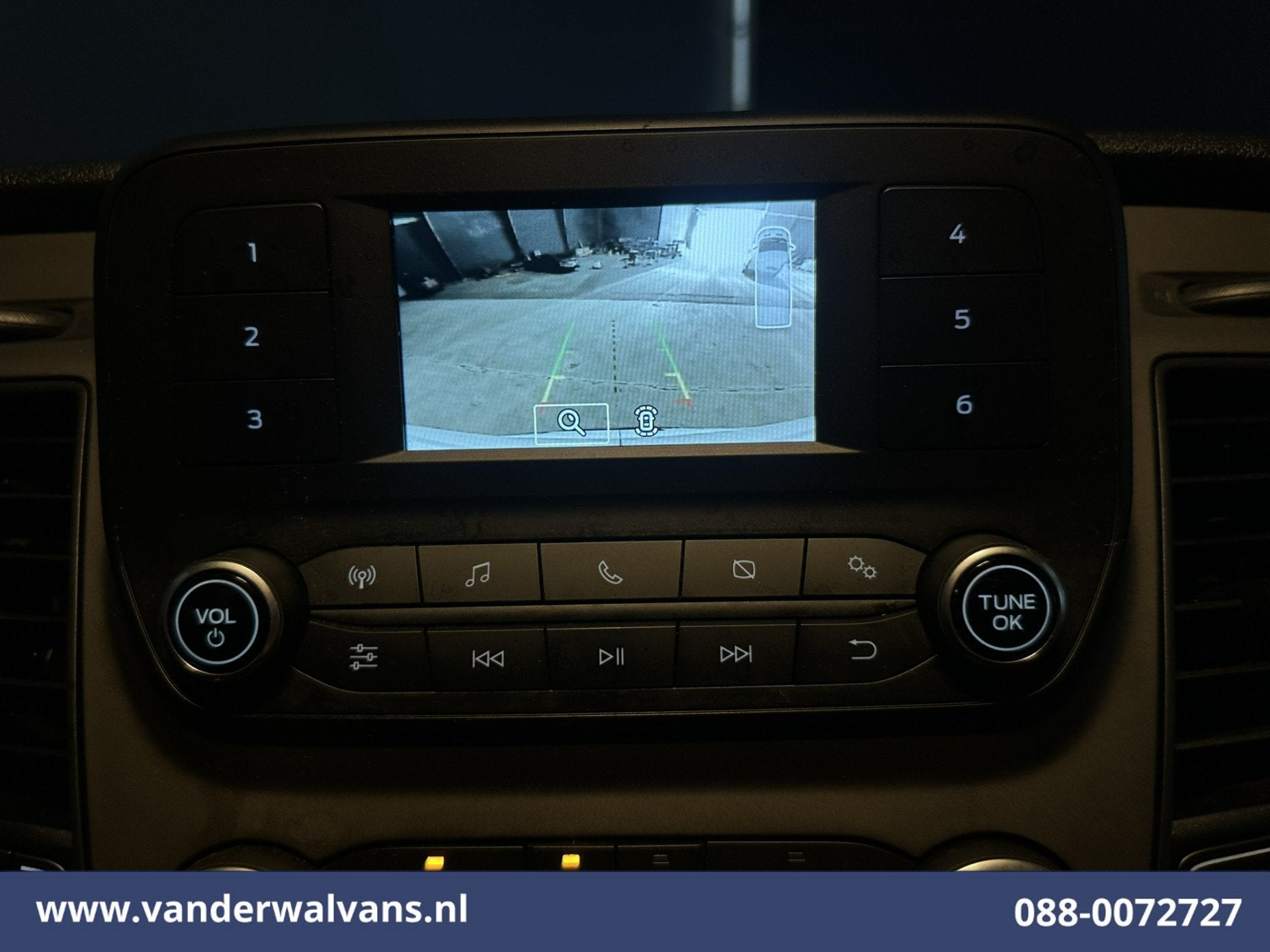 Ford Transit 2.0 TDCI 130pk L4H3 Euro6 Airco | Camera | Crui, Stof, 4 cilinders, Lichtsensor, Wit