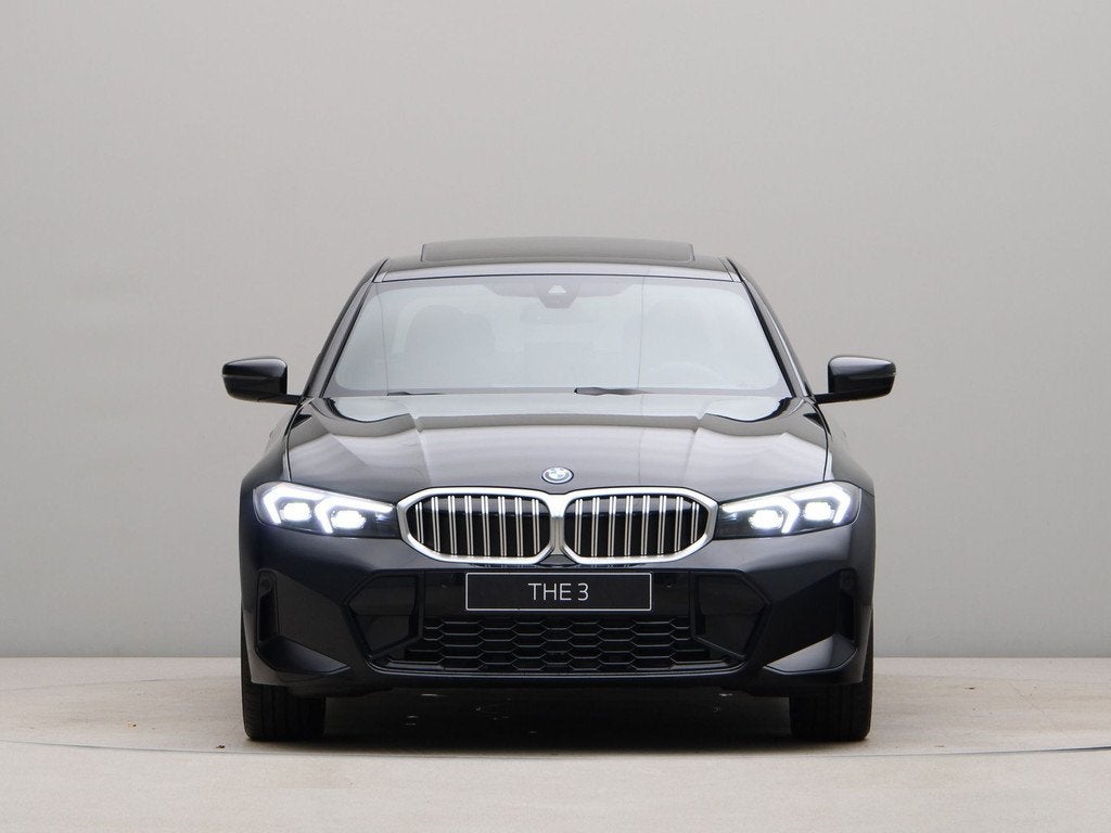 BMW 3 Serie 330e (bj 2025, automaat), Auto's, BMW, Automaat, 1998 cc, Achterwielaandrijving, 4 cilinders