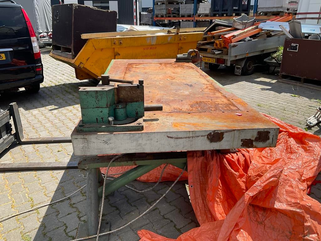 Robuuste lastafel met buig- en bankschroef, zware uitvoering, Doe-het-zelf en Verbouw, Werkbanken, Ophalen of Verzenden