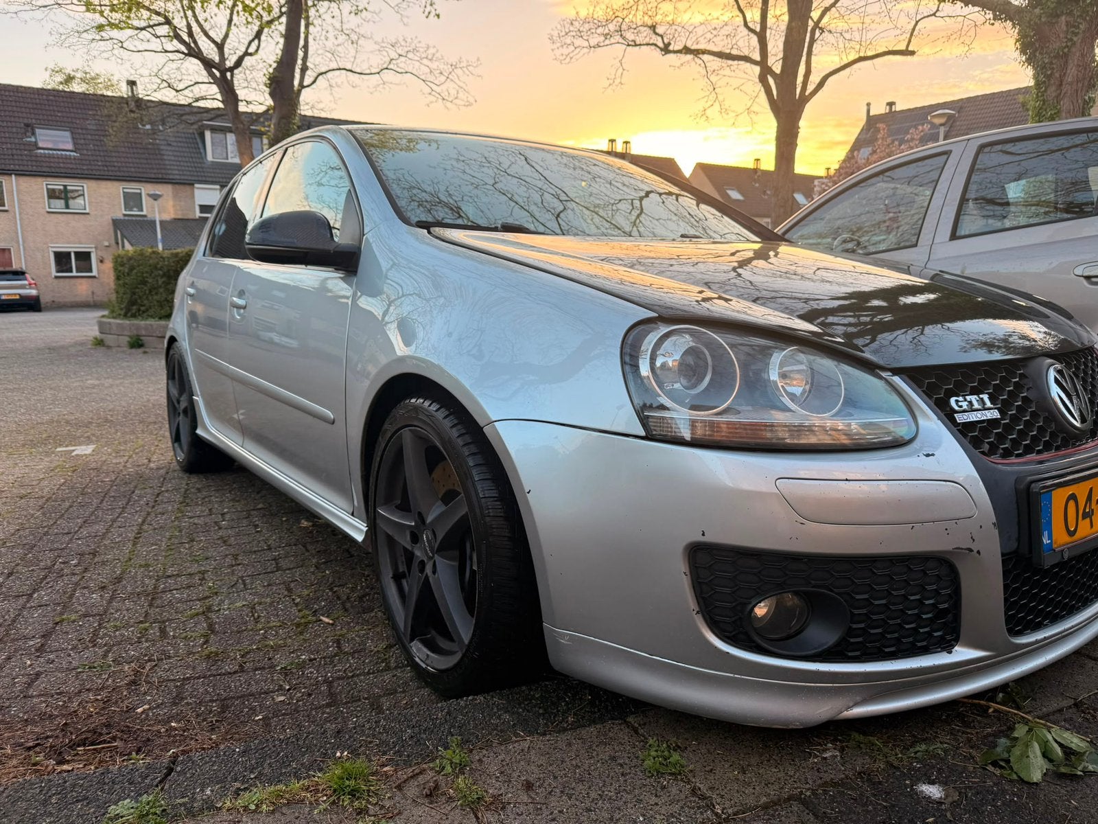 Aangeboden Carbon motorkap golf 5, Auto-onderdelen, Ophalen of Verzenden, Voor, Volkswagen, Motorkap