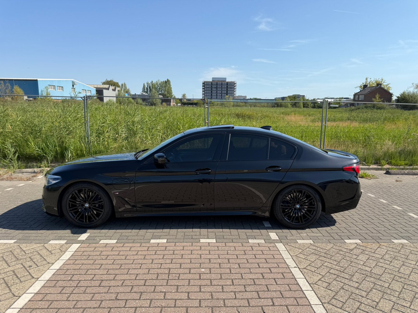 BMW 5-Serie 530e 252pk Aut. 2019 Zwart, 1998 cc, Achterwielaandrijving, Zwart, Plug-in hybride