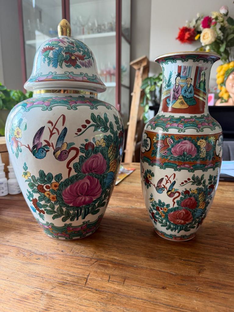 Vintage Oosters porseleinen vaas & dekselpot, Ophalen of Verzenden