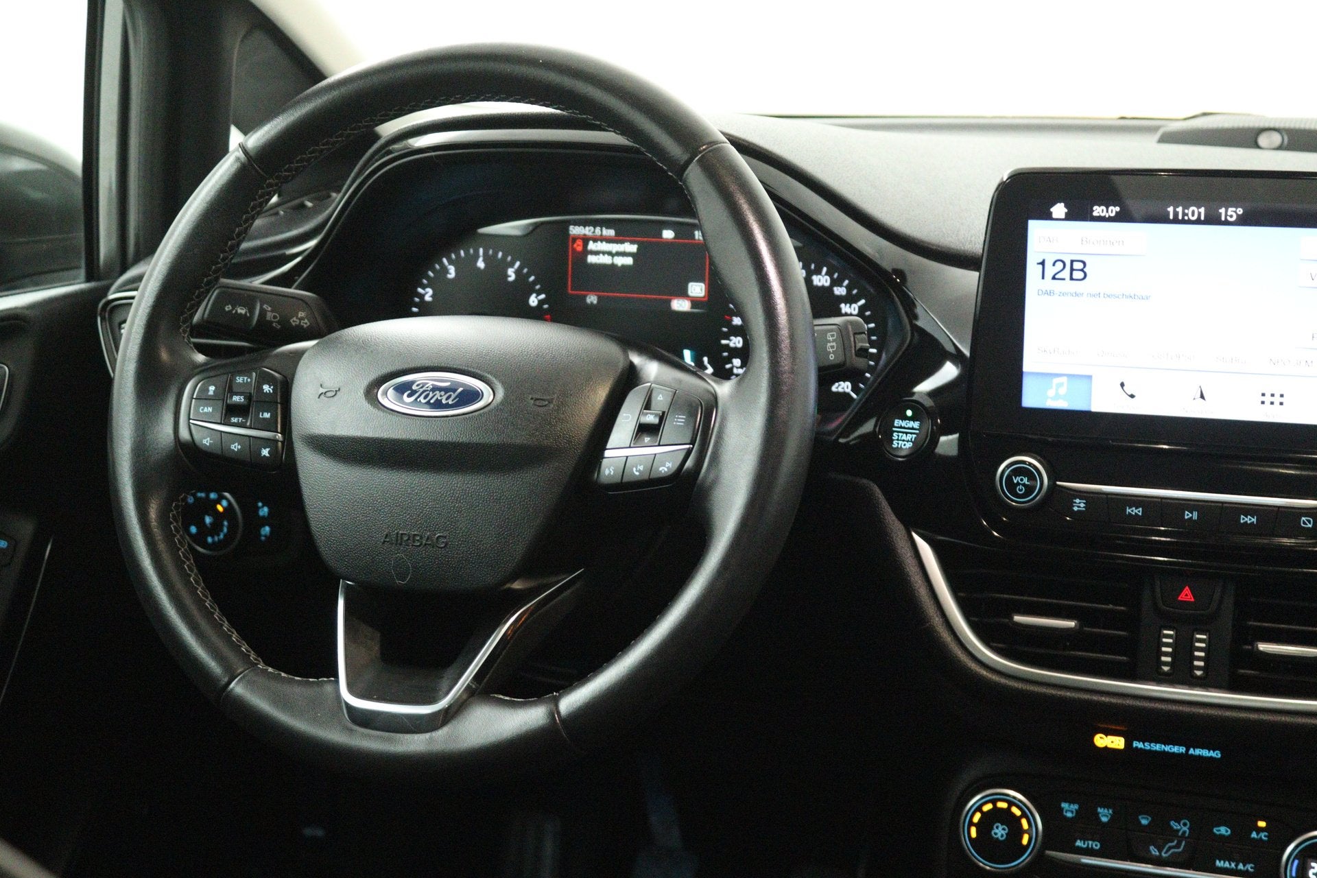 Ford Fiesta 1.0 EcoBoost Titanium (CAMERA, CRUISE CONTROL AD, Voorwielaandrijving, 580 kg, 23 km/l, Origineel Nederlands