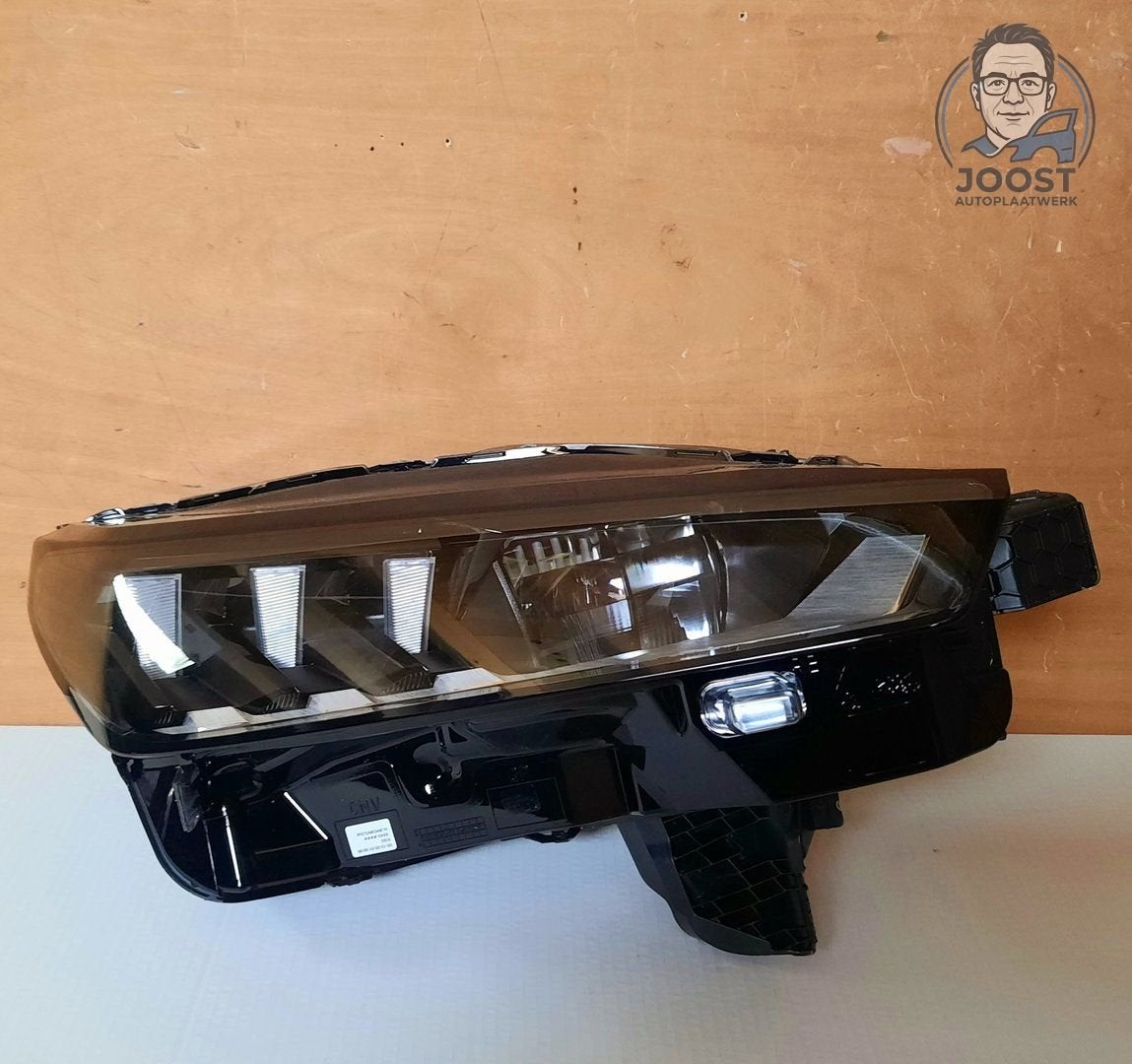 Koplamp orgineel LED nieuw Peugeot 3008 v.a 2023 9815217180, -Quai Le Gallo, 92100 Boulogme-Billancourt, Frankrijk, Herkomst onderdeel bekend