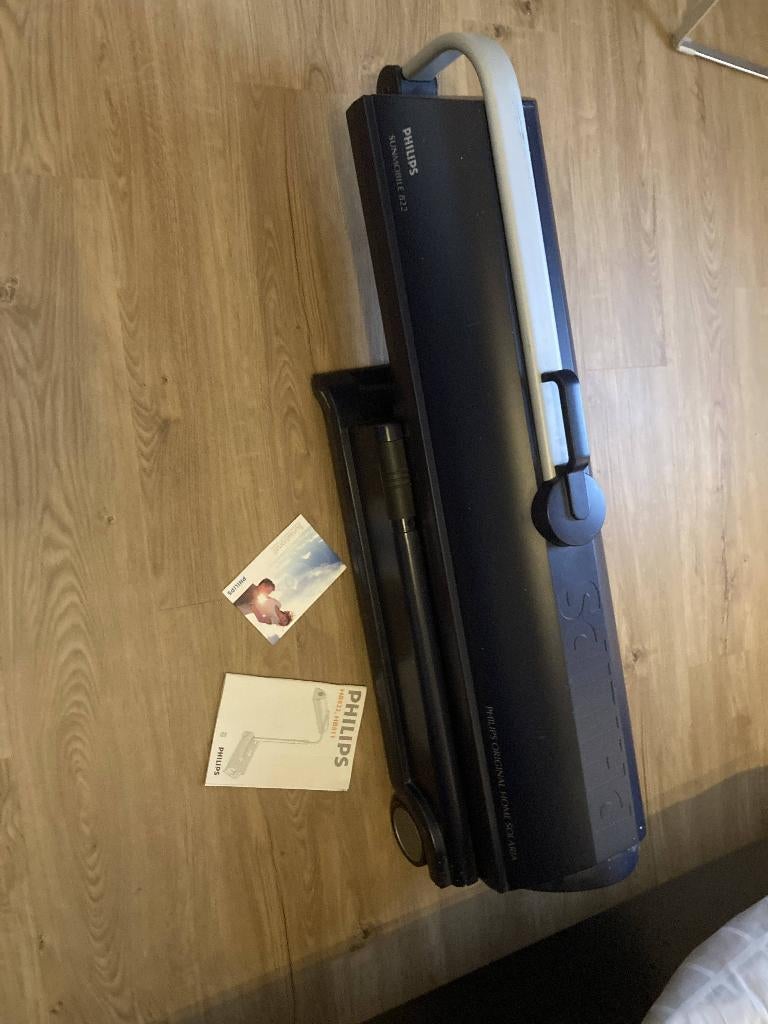 Philips zonnebank mobiel, Witgoed en Apparatuur, Zonnebanken en Gezichtsbruiners, Ophalen, Gebruikt, Zonnebank enkelzijdig, Minder dan 10 lampen