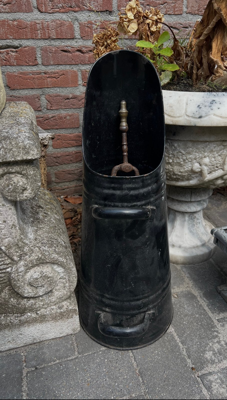 OUD EMAILLE KOLENKIT, Ophalen