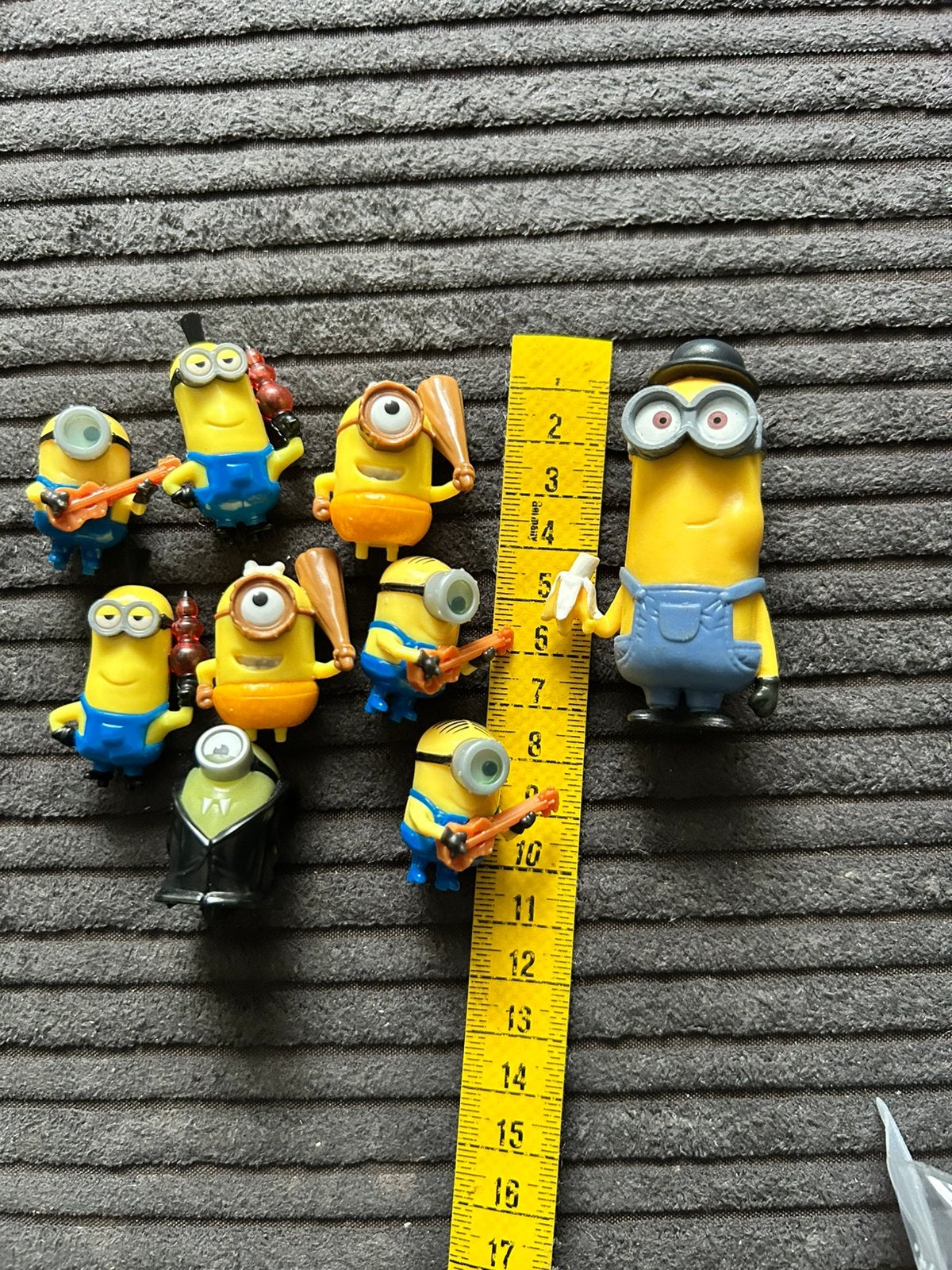 9 kleine Minnion Poppetjes, Ophalen of Verzenden, Gebruikt