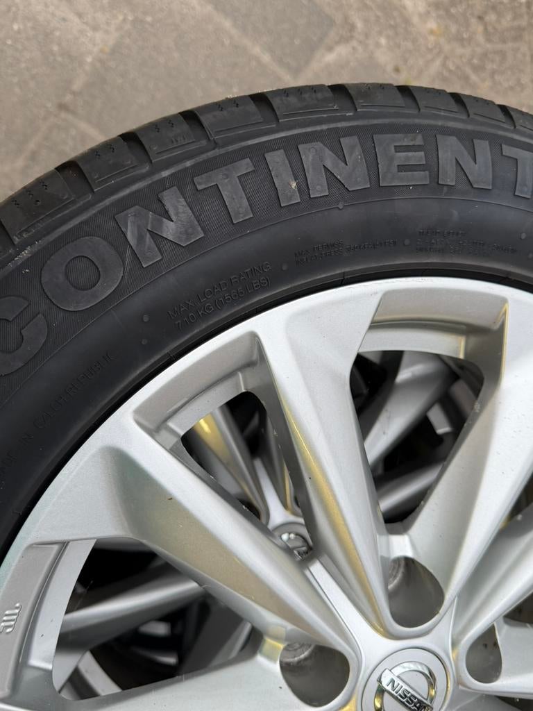 Nissan Qasqai - winterbanden met originele Alu velgen, Auto-onderdelen, Banden en Velgen, 215 mm, 17 inch, Winterbanden, Ophalen of Verzenden