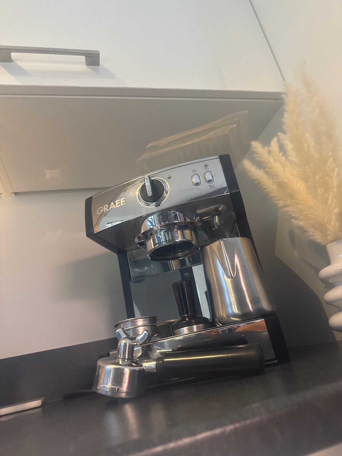 Graef Espressomachine - Perfect voor de koffieliefhebber, Espresso apparaat, Gemalen koffie, Zo goed als nieuw, 2 tot 4 kopjes
