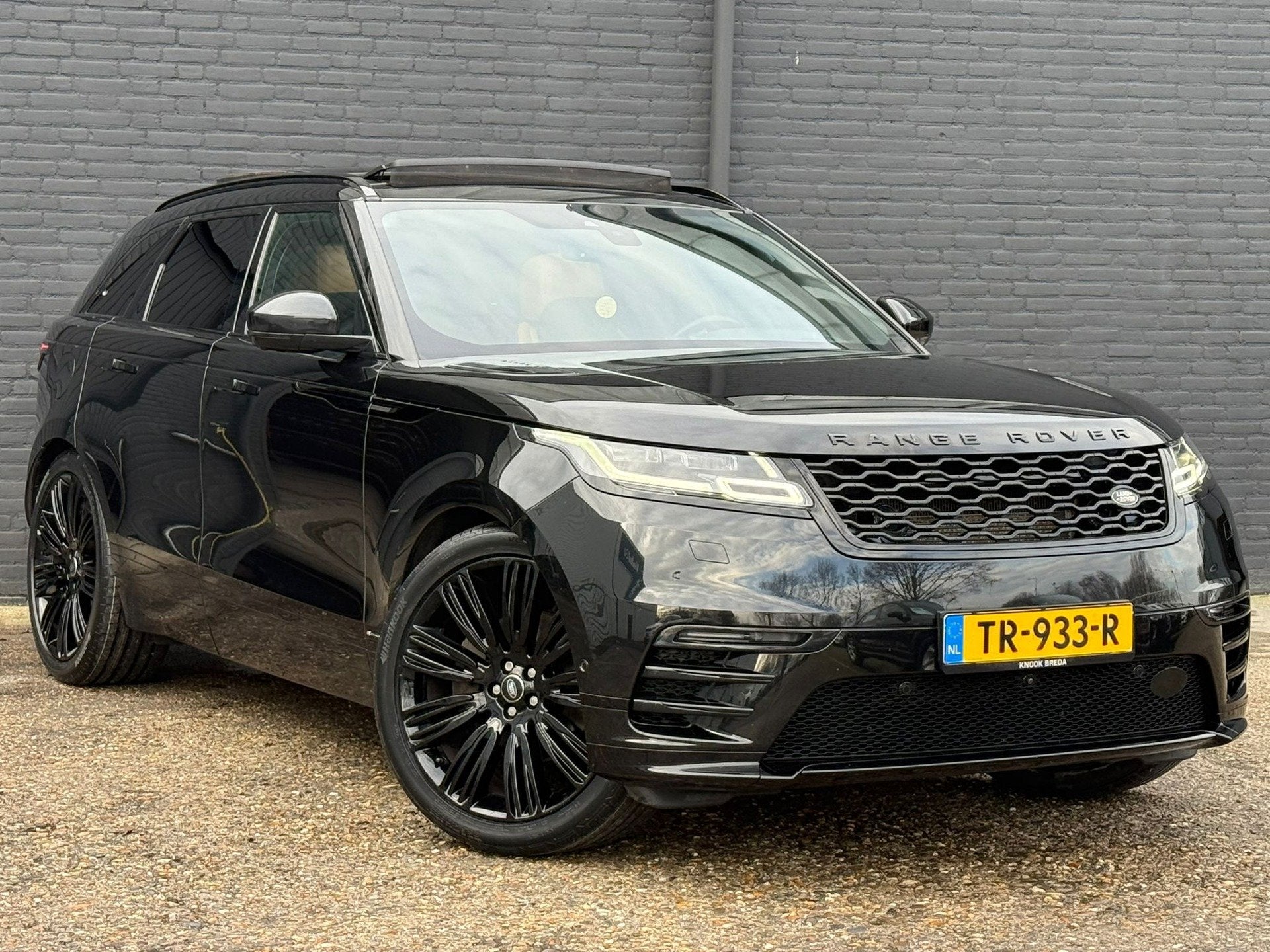 Land Rover Range Rover Velar 3.0 D300 AWD R-Dynamic HSE|FULL, Auto's, Automaat, Gebruikt, Euro 6, 2993 cc