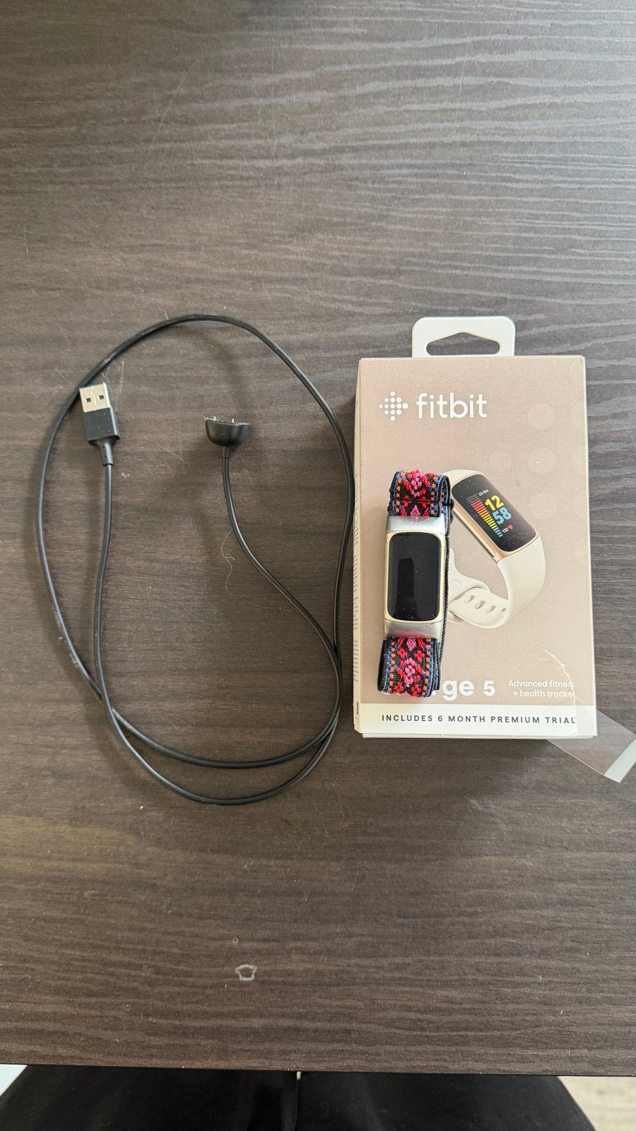 Fitbit Charge 5 met extra bandje en oplader, Gebruikt, Ophalen of Verzenden, Waterdicht, Android