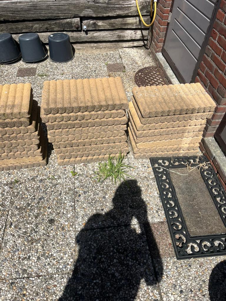 33 Pallisade rondoband tegels 51x25cm, Ophalen, Zo goed als nieuw, Beton, Terrastegels