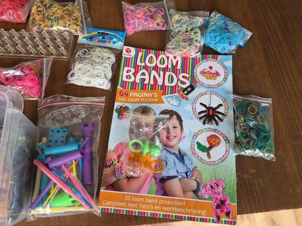 Loom bands, Hobby en Vrije tijd, Knutselen, Ophalen, Overige typen, Zo goed als nieuw, Rubber