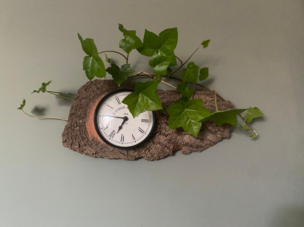 Handgemaakte Houten Wandklok van Boomstam - Perfect Werkend, Ophalen of Verzenden, Zo goed als nieuw, Analoog, Wandklok