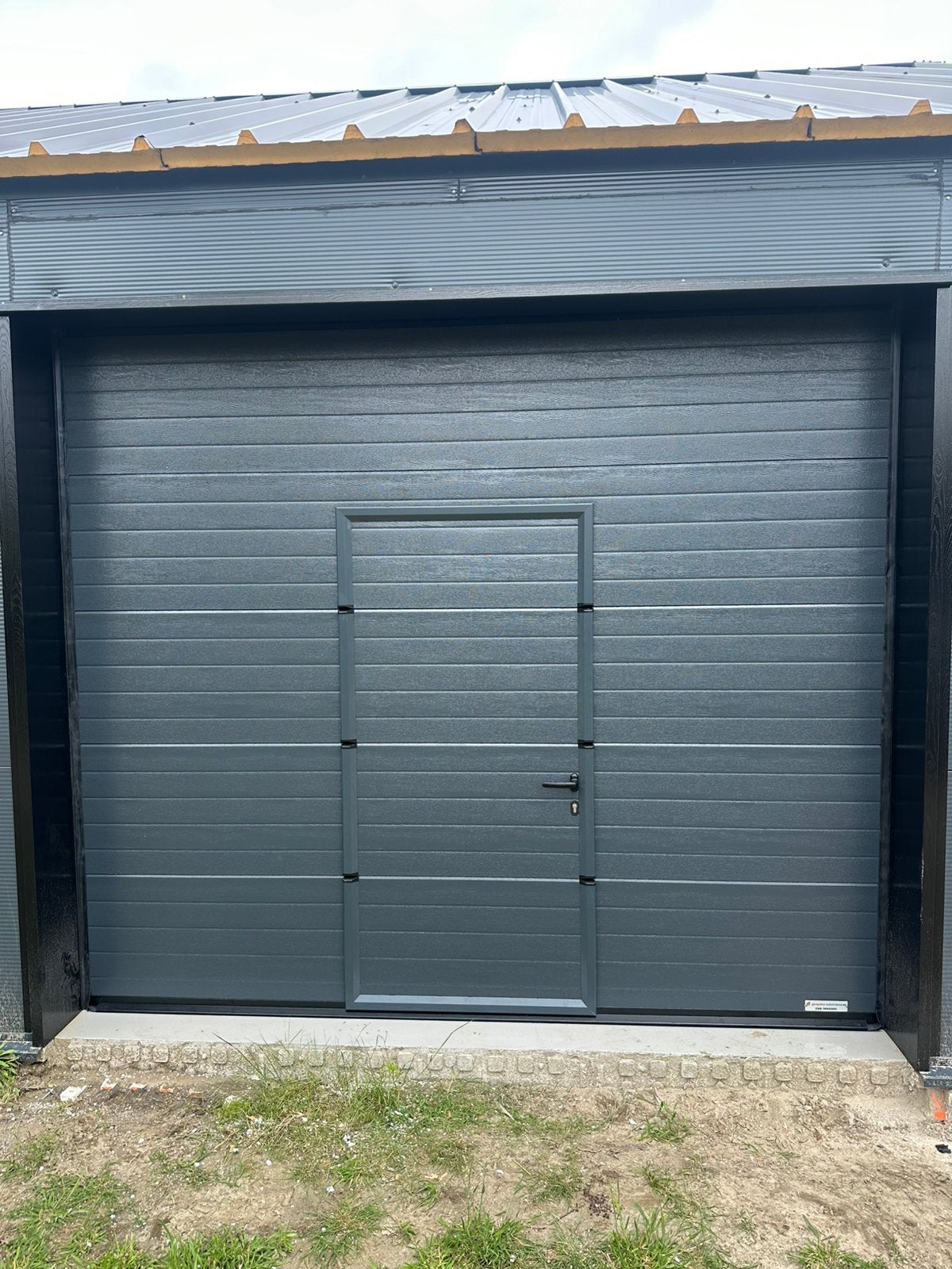 NIEUWE GARAGEDEUREN,ROLDEUREN&INDUSTRIEDEUREN VANAF €895,-, Ophalen of Verzenden, 120 cm of meer, 215 cm of meer, Garagedeur