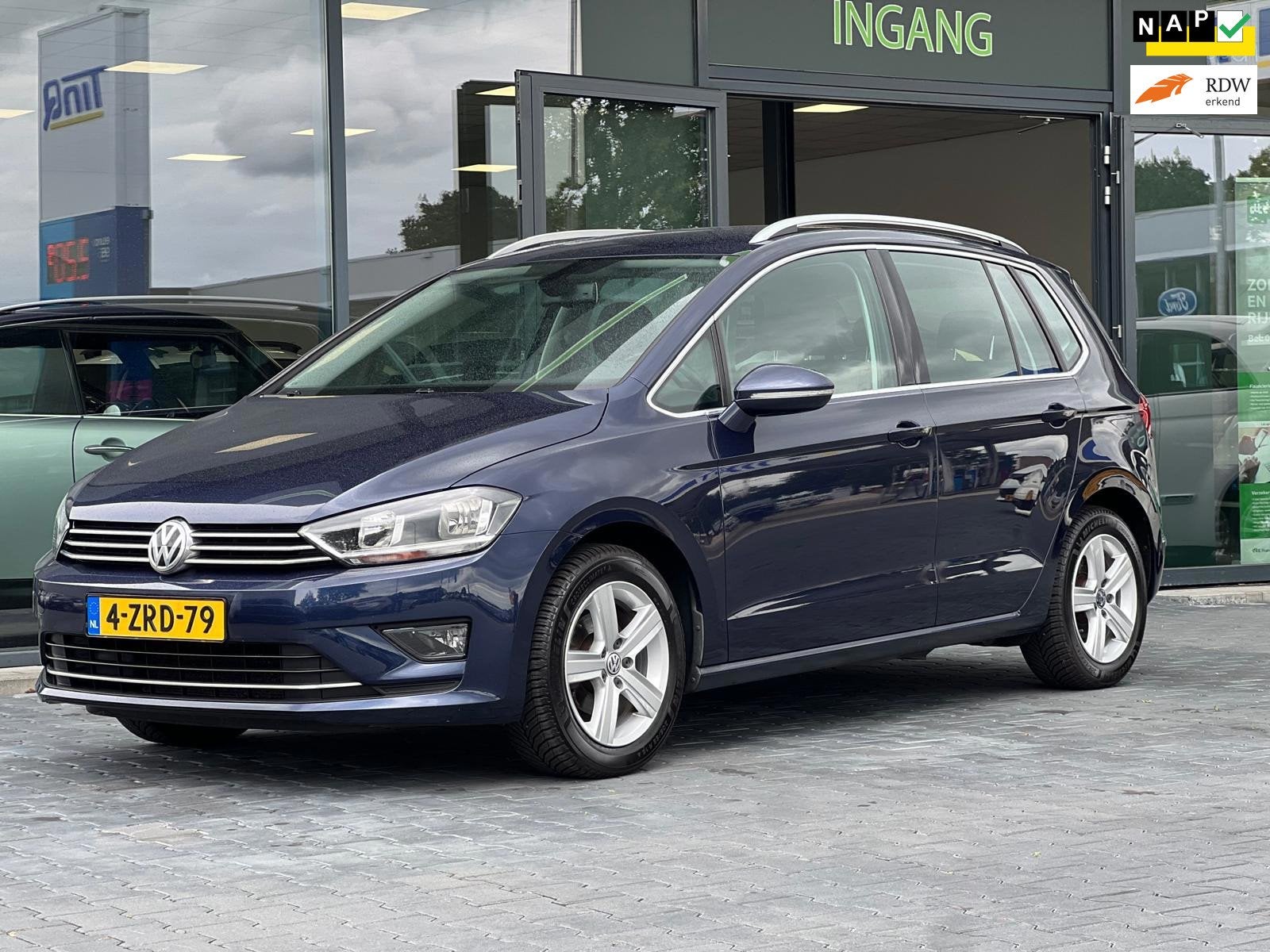 Volkswagen Golf Sportsvan 1.2 TSI HIGHLINE KLIMA NAVI, Dealer onderhouden, Gebruikt, Euro 6, 4 cilinders