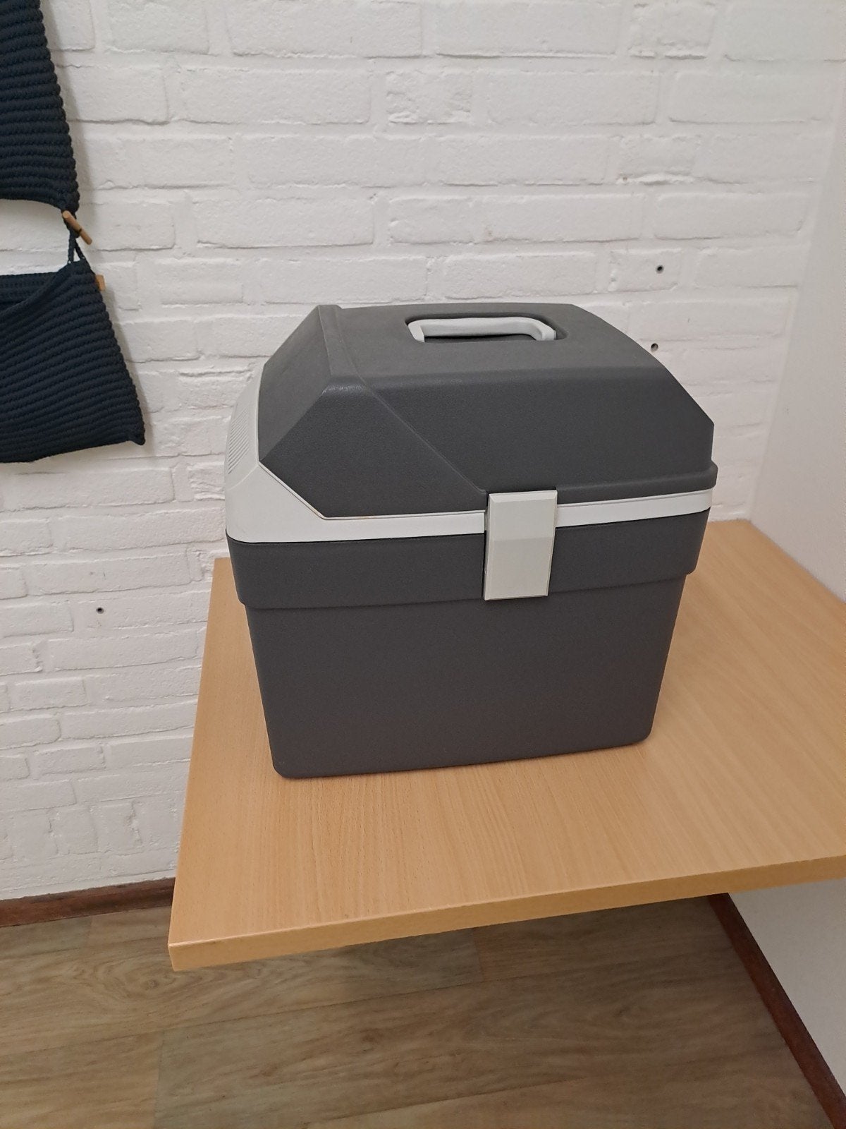 Elektrische Volvo koelbox, Ophalen of Verzenden, Zo goed als nieuw
