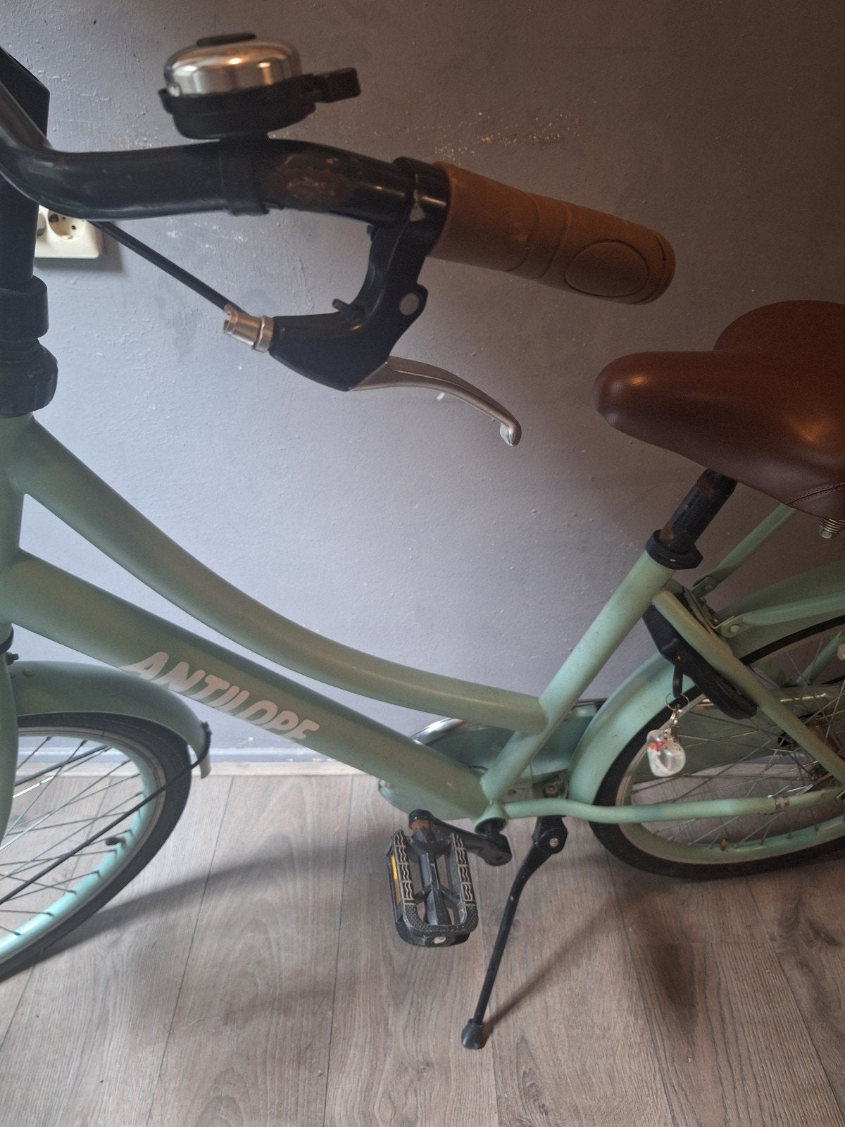 24 inch Antilope fiets met voordrager, Overige merken, Gebruikt, Velgrem, Ophalen of Verzenden