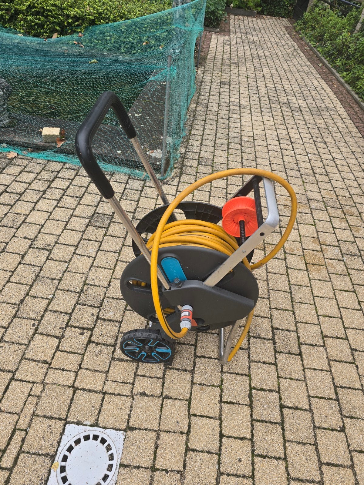 Haspel (gardena) met waterslang (ong. 30 meter), Tuin en Terras, Tuinslangen, Ophalen, Gebruikt