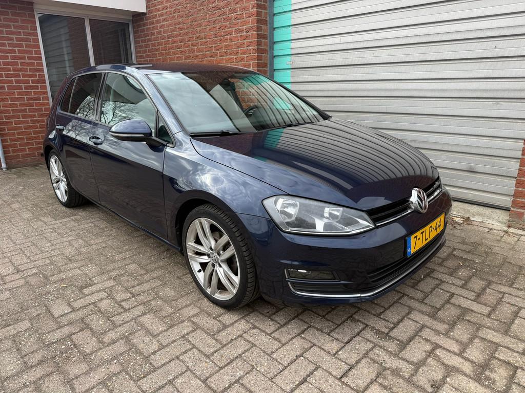 Volkswagen Golf 1.4 TSI ACT Highline 5-Drs Bj:2014 NAP!, Gebruikt, Euro 6, 4 cilinders, Blauw
