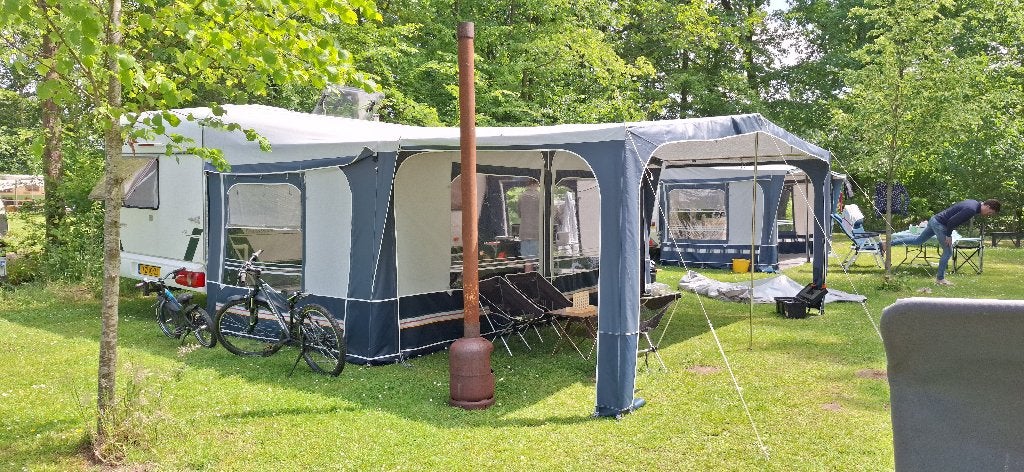 Chateau Calista 450 met voortent en fietsenrek, Chateau, Rondzit, Vast bed, Particulier