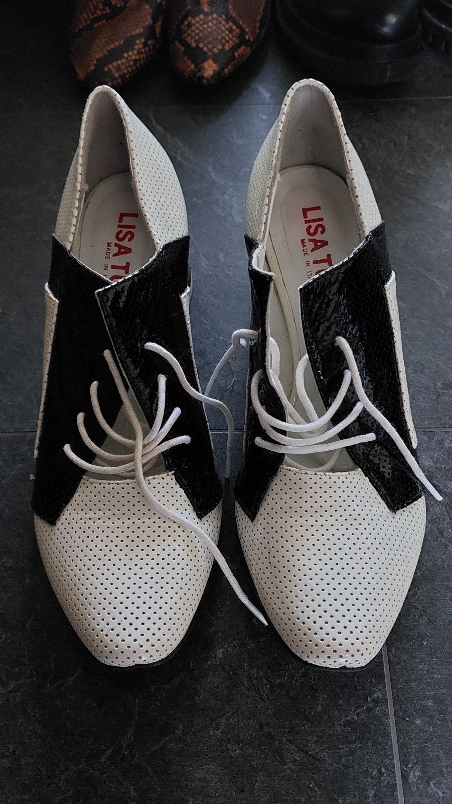 Lisa tucci schoenen maat 39, Ophalen of Verzenden, Zo goed als nieuw, Hardloopschoenen, Overige merken