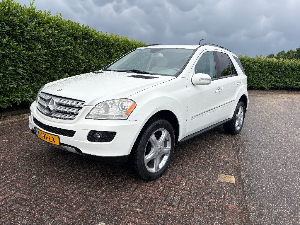 Mercedes-Benz Mercedes 320 CDI 2008 Wit 188000km, Auto's, Automaat, 255 €/maand, Leder, Diesel