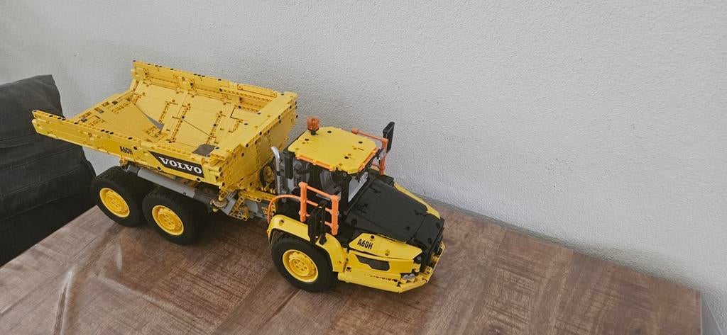 Lego Technic 42114 Volvo dumper, Compleet, Lego, Ophalen of Verzenden, Zo goed als nieuw
