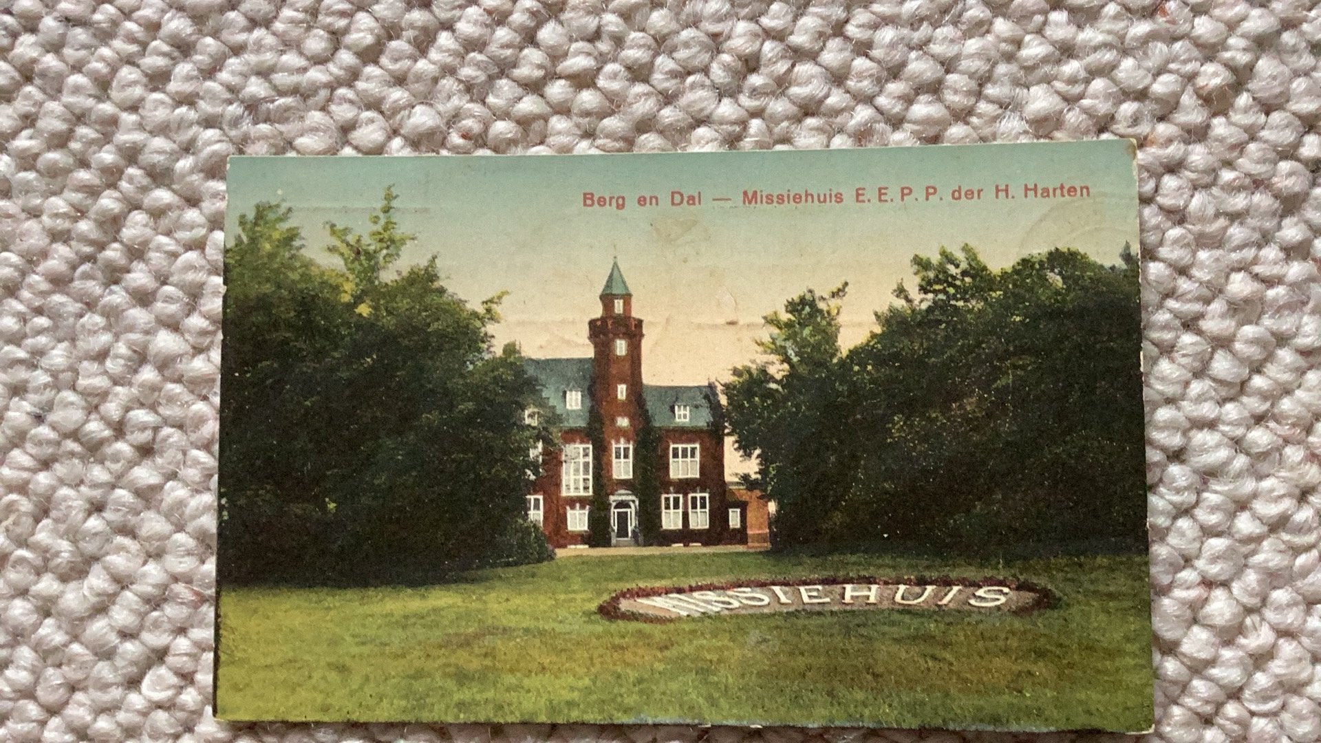 Ansichtkaart Berg en Dal Missiehuis E.E.P.P. der H. Harten, Ophalen of Verzenden, 1920 tot 1940, Gelopen, Gelderland