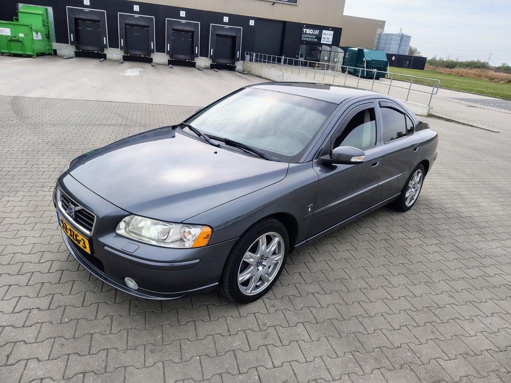 Volvo S60 2.4 140PK AUT 2009 Drivers Edition. Nette auto!, S60, 75 €/maand, 2435 cc, Particulier
