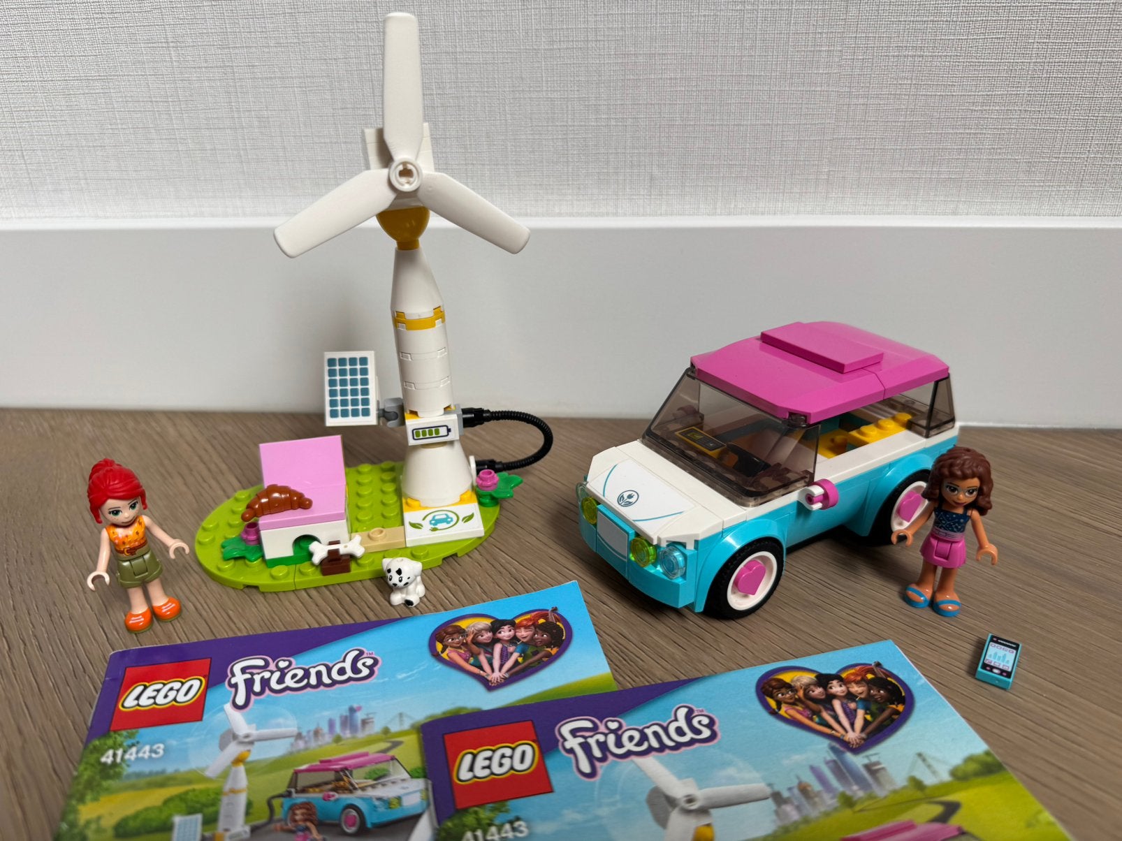 ALS NIEUW/COMPLEET Lego Friends 41443 Olivia’s Electric Car, Lego, Friends, Ophalen of Verzenden, Zo goed als nieuw