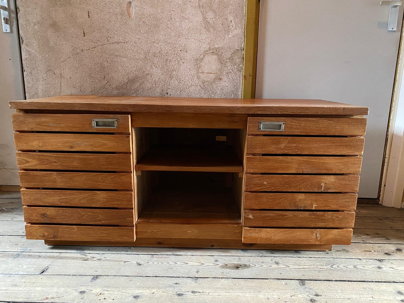 Massief eikenhouten dressoir / TV-meubel, Ophalen, 150 tot 200 cm, Eikenhout, 25 tot 50 cm