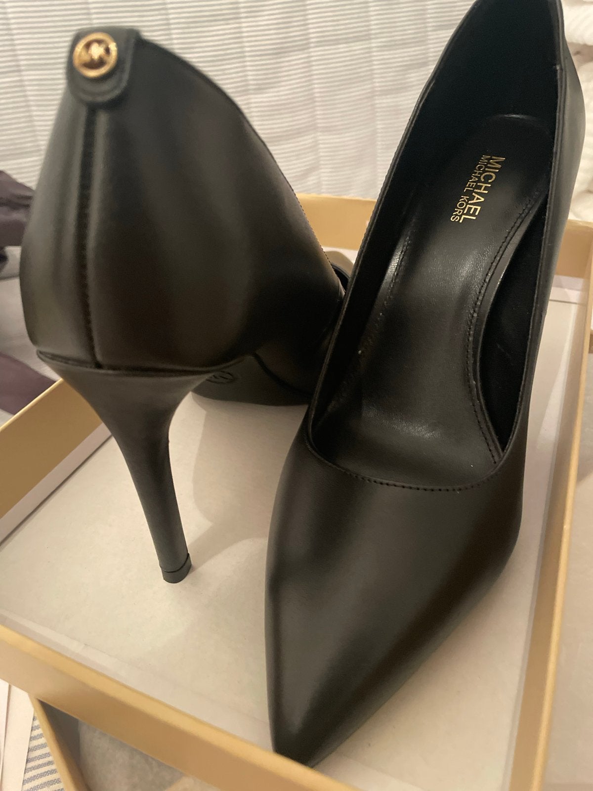 Michael Kors Zwarte Pumps - Maat 38 nieuw!, Pumps, Zwart, Nieuw, Ophalen of Verzenden