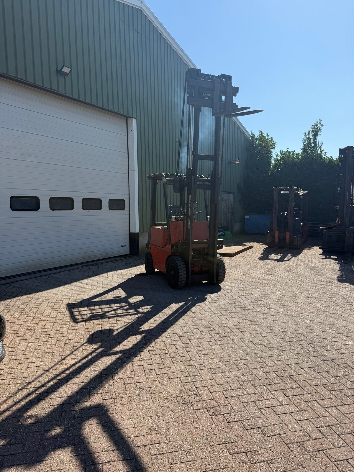 Desta 2 ton diesel heftruck met sideshift te koop, Zakelijke goederen, 1000 tot 2000 kg, Ophalen of Verzenden, Diesel, Heftruck