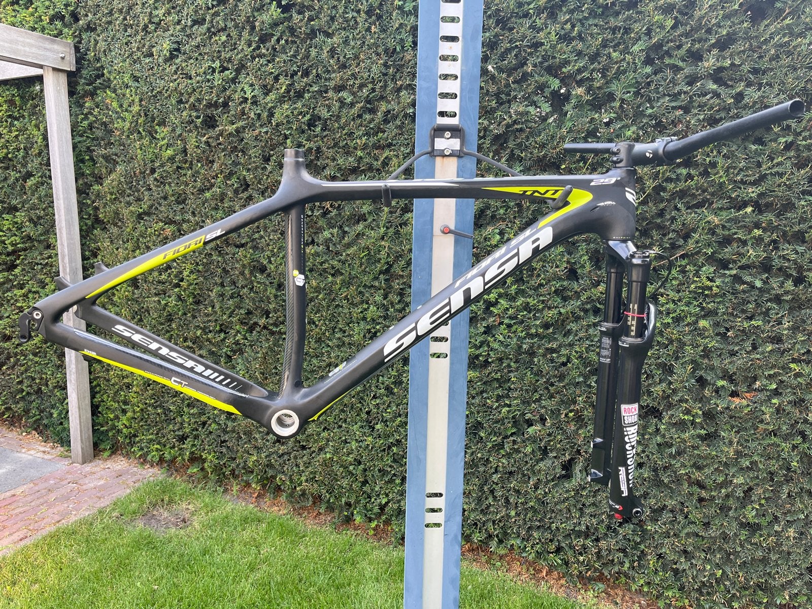 Sensa Fiori TNT Carbon Frame 29er- 49 cm, RockShox Reba, Ophalen, Frame, Zo goed als nieuw, Mountainbike