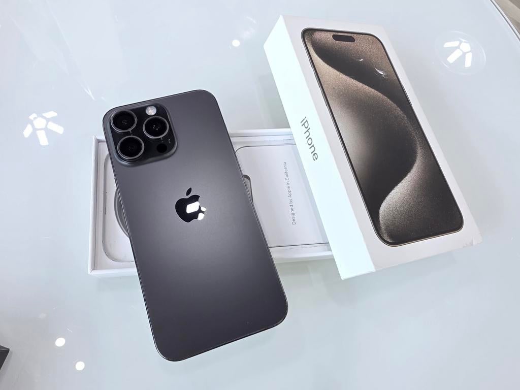 Iphone 15 Pro Max 256gb vaste prijs, Telecommunicatie, Mobiele telefoons | Apple iPhone, 256 GB, Gebruikt, Zwart, IPhone 15 Pro Max