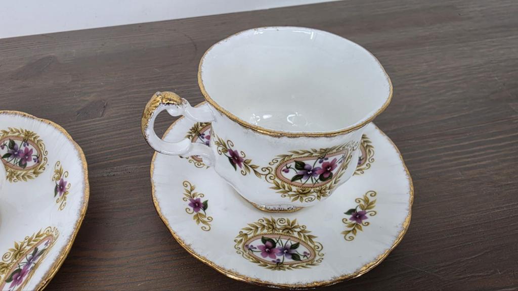Royal Adderley Fine Bone China Koffie- en Theekop Set |, Antiek en Kunst, Ophalen of Verzenden