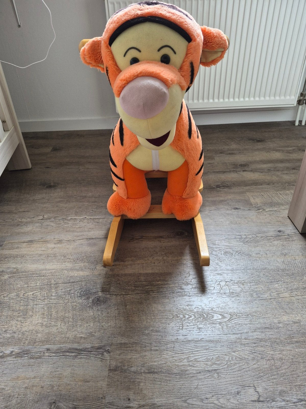 Tijger Knuffel Schommelpaard, Ophalen, Zo goed als nieuw, Jongen of Meisje