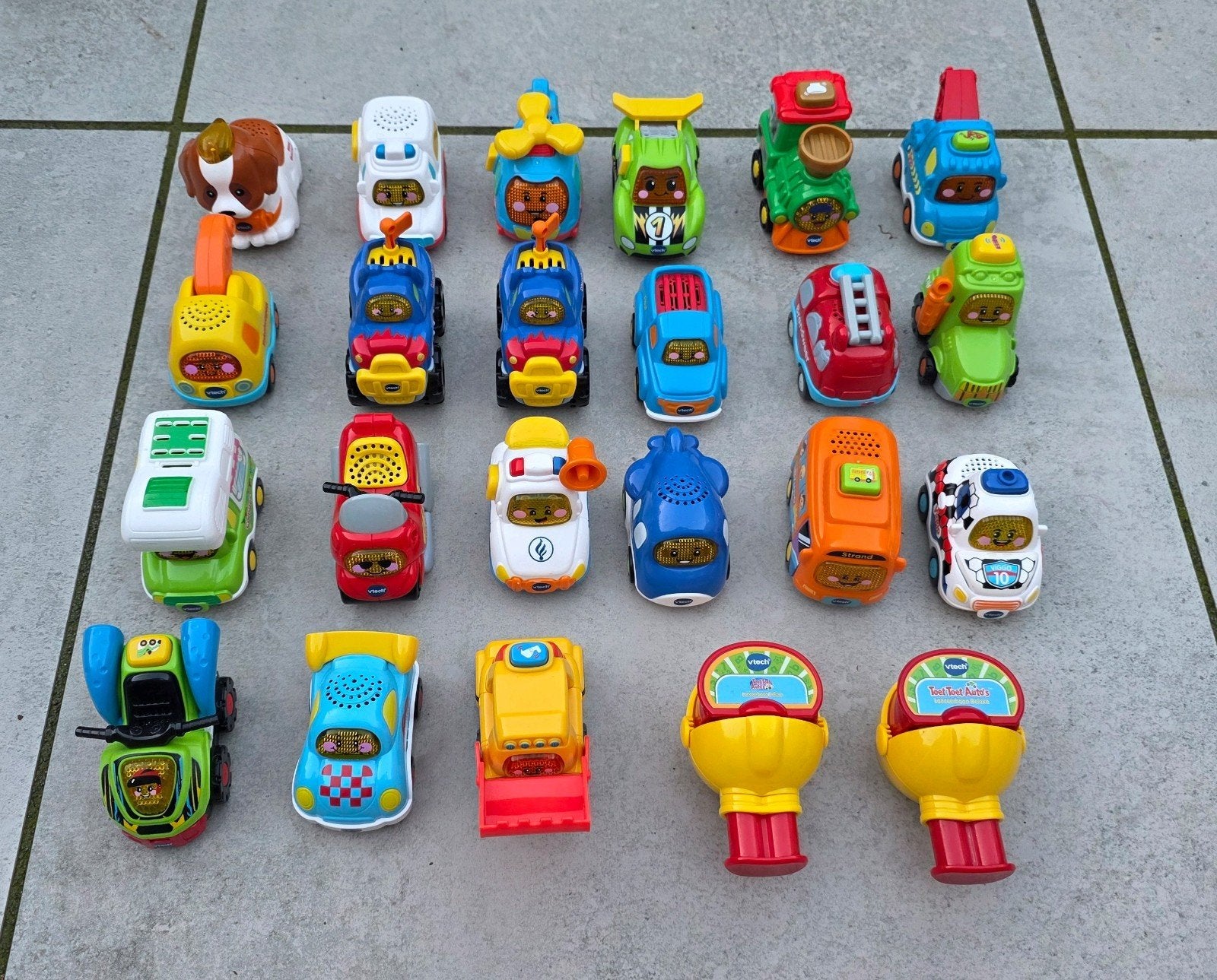 Enorme VTech Toet Toet Auto's set met 21 voertuigen en banen, Ophalen, Gebruikt, 2 tot 4 jaar