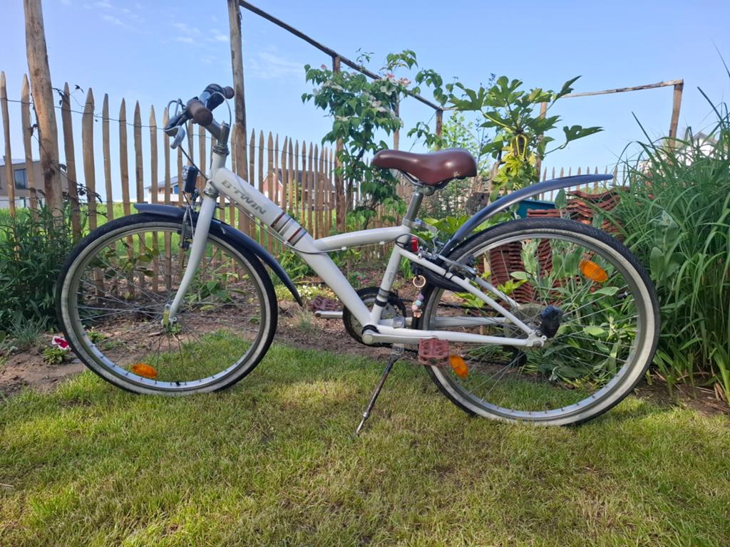 B'Twin Poply 300 kinderfiets 24 inch, Fietsen en Brommers, Fietsen | Kinderfietsjes, Ophalen, Gebruikt, Velgrem, Overige merken