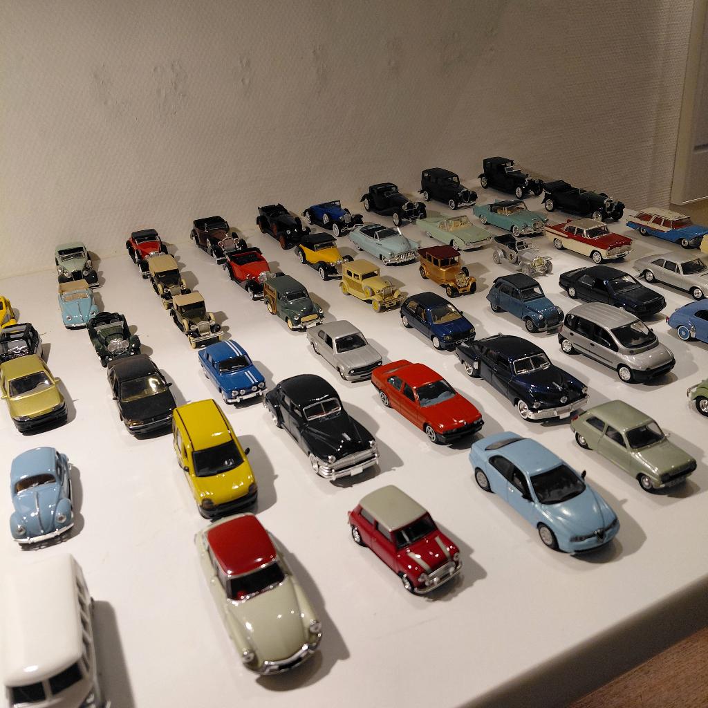 auto's op schaalmodel, Ophalen, Zo goed als nieuw, Auto's
